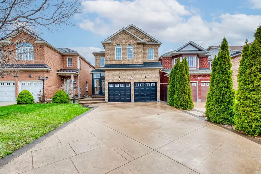 4769 Allegheny RD, Mississauga, ON L5R 0A8