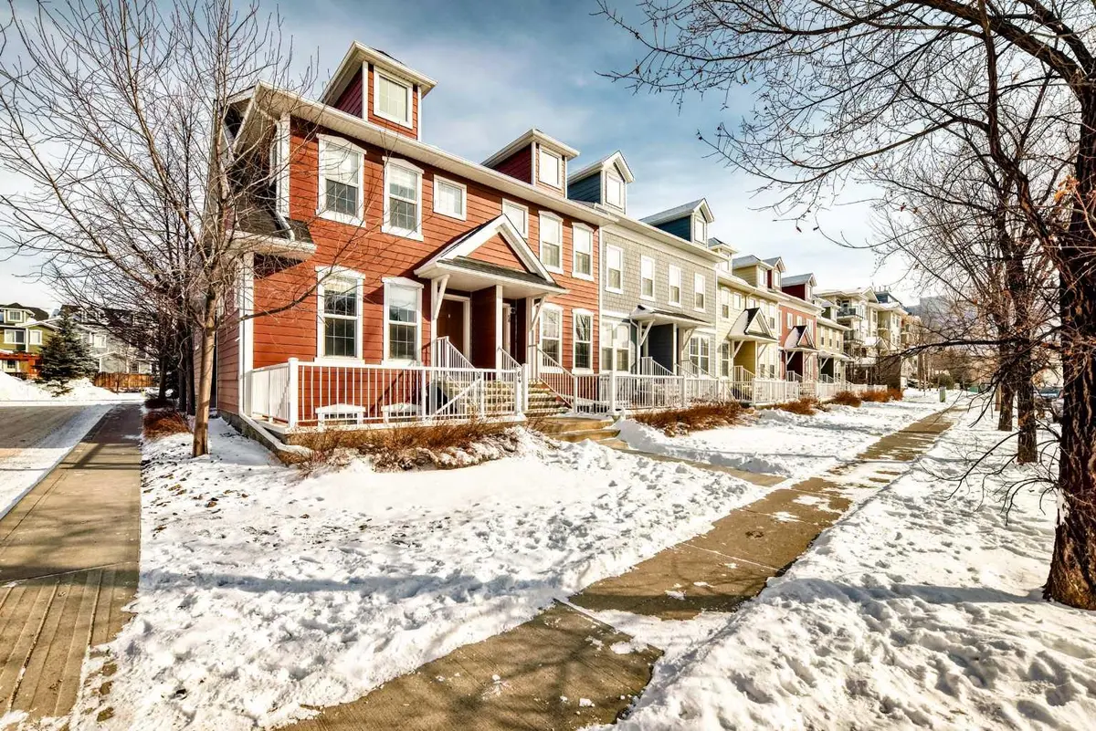 38 Auburn Bay Link SE, Calgary, AB T3M 1S8