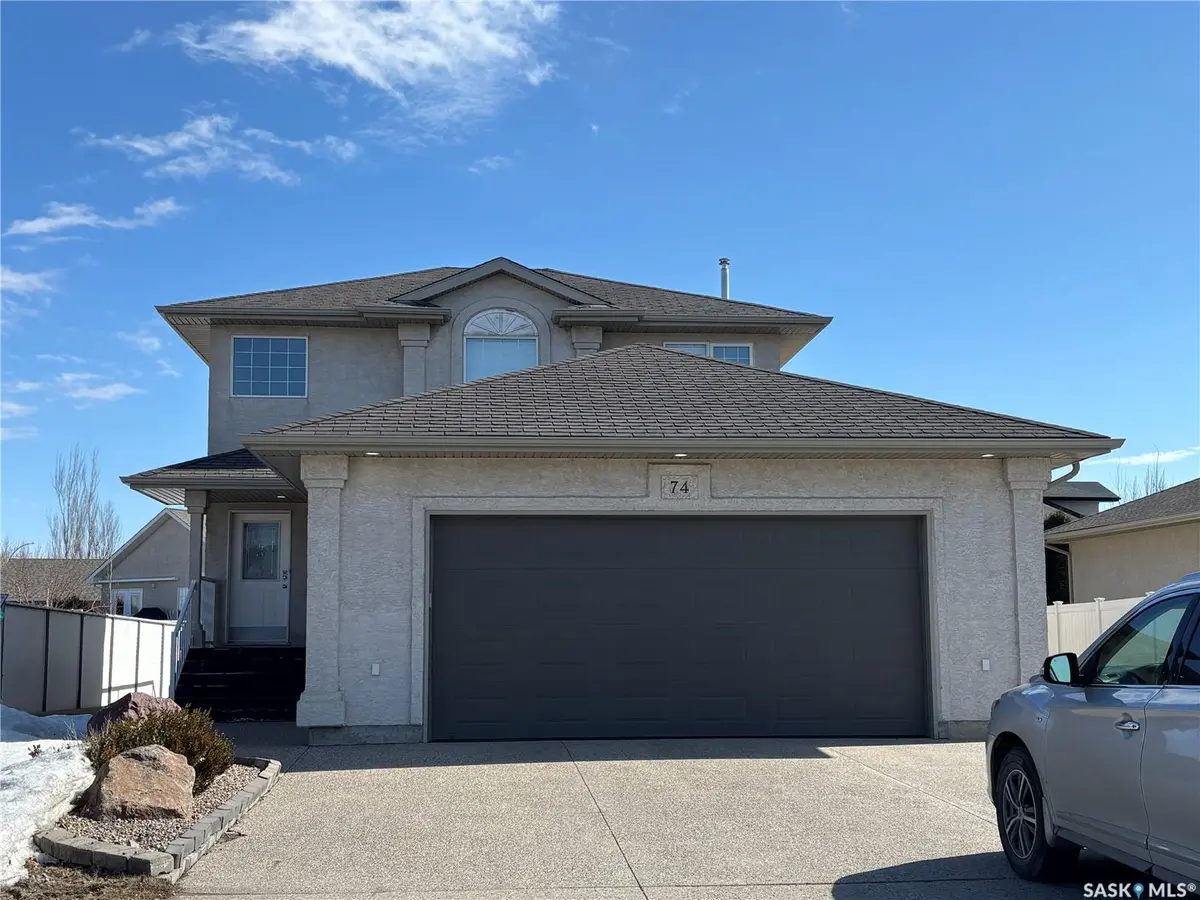 74 Woods CRESCENT, Edenwold Rm No.158, SK S4L 1C5