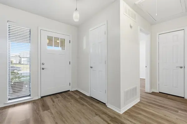 1130 Woodrow Drive, Lewisville, TX 75067