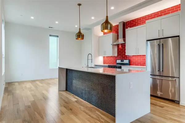 3812 San Jacinto Street #201, Dallas, TX 75204