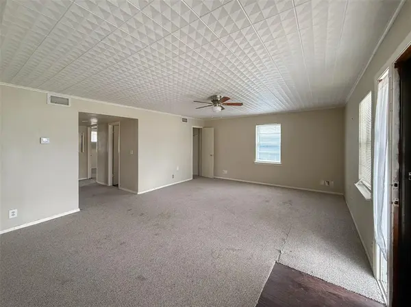 713 Glen Rhea Drive, Lake Dallas, TX 75065