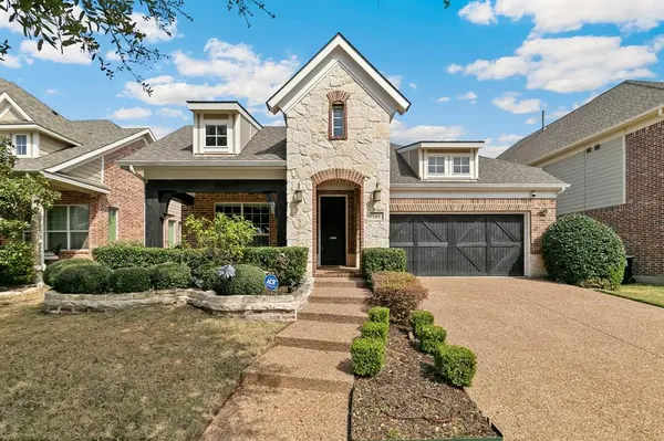 909 Auburn Court, Savannah, TX 76227