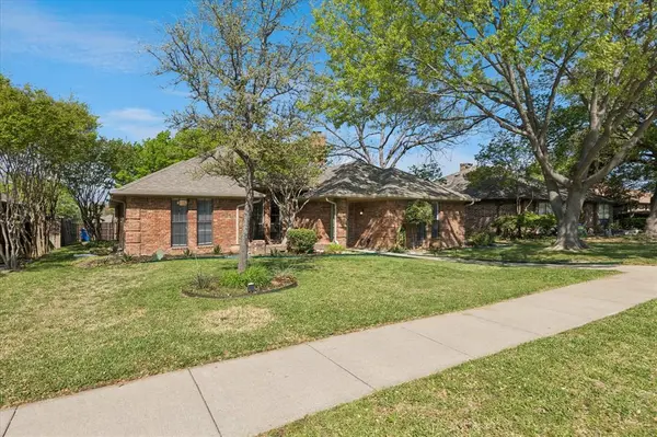3129 Luallen Drive, Carrollton, TX 75007