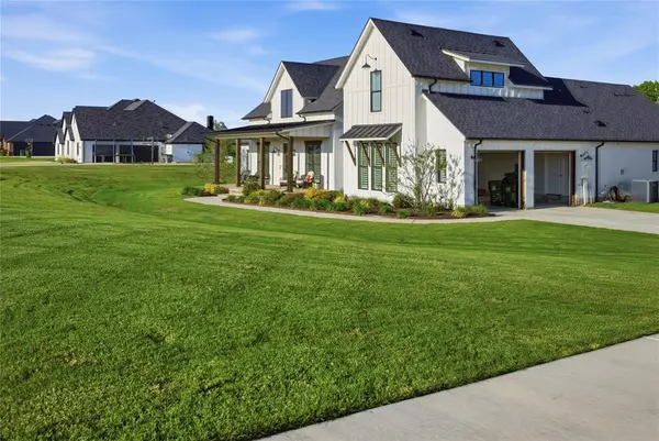 221 Proctor Lane, Decatur, TX 76234