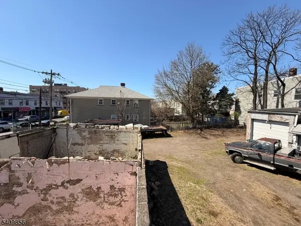 339 Myrtle Ave, Irvington Twp., NJ 07111