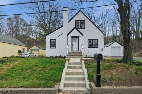 31 Saint Moritz Pl, Wayne Twp., NJ 07470