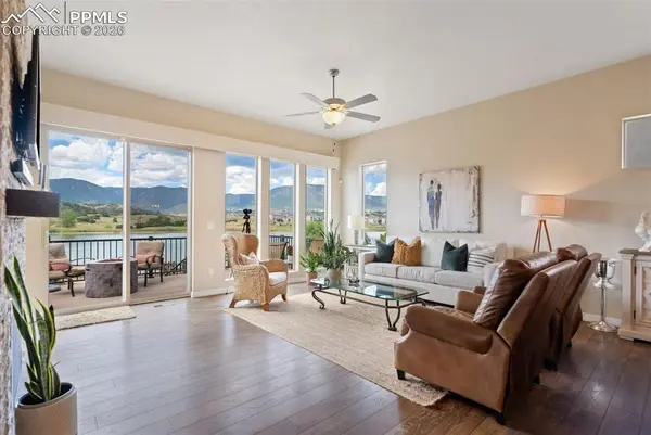 15644 Blue Pearl CT, Monument, CO 80132