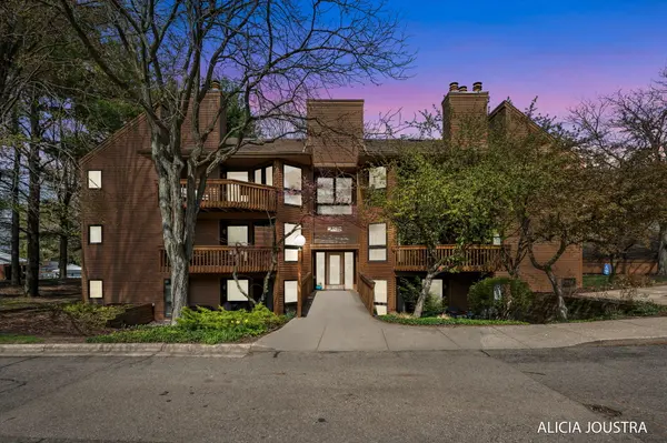 1296 Hillburn AVE NW, City Of Grand Rapids, MI 49504