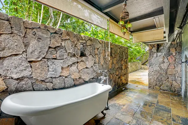 4470-A WAILAPA RD, Kilauea, HI 96754