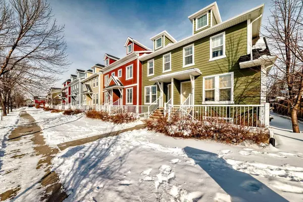 38 Auburn Bay Link SE, Calgary, AB T3M 1S8