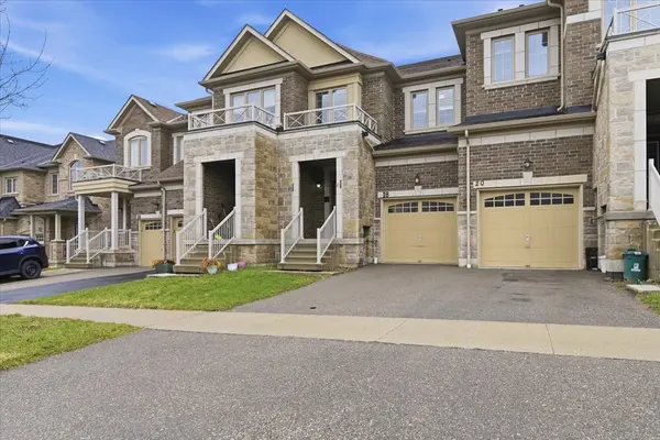 18 Rimrock CRES, Whitby, ON L1N 0E5