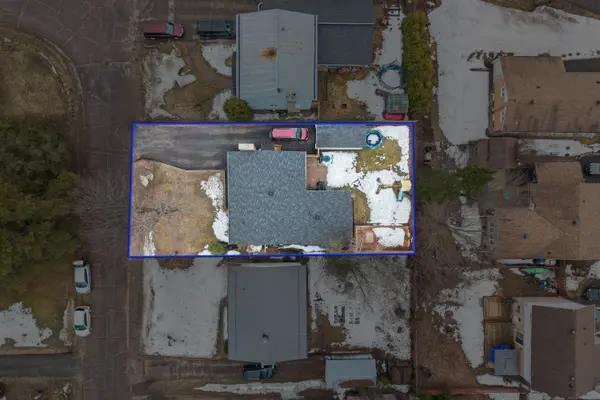 25 FRONTENAC CRES, Deep River, ON K0J 1P0