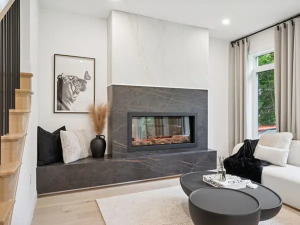 48 Allegro Common, Cambridge, ON N3C 1A5