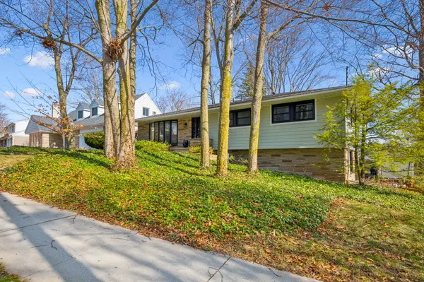 144 Ripplewood CRES, Kitchener, ON N2M 4R8