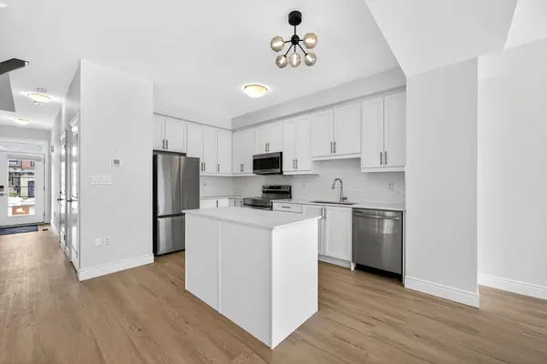 10 June Callwood WAY, Brantford, ON N3T 0T7