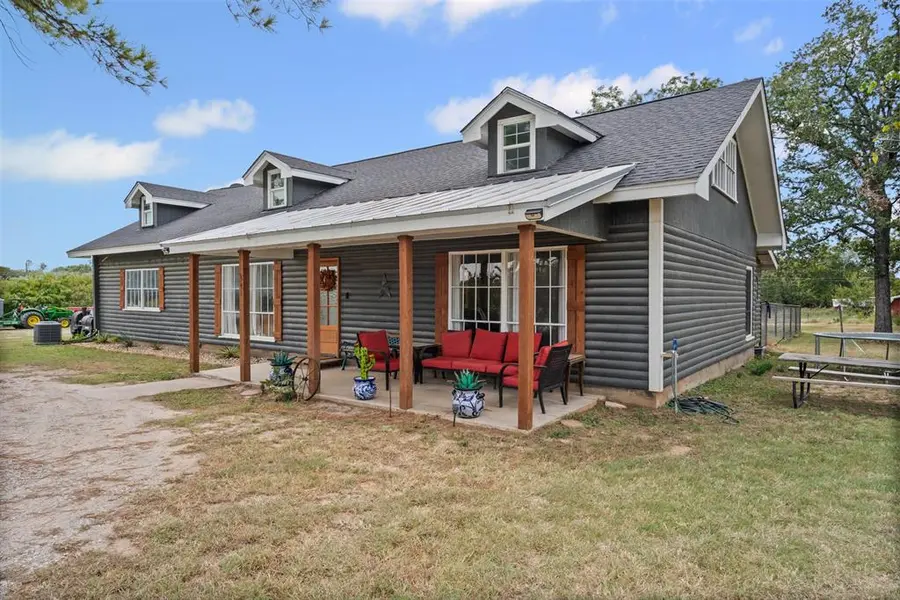 541 County Road 3420, Bridgeport, TX 76426