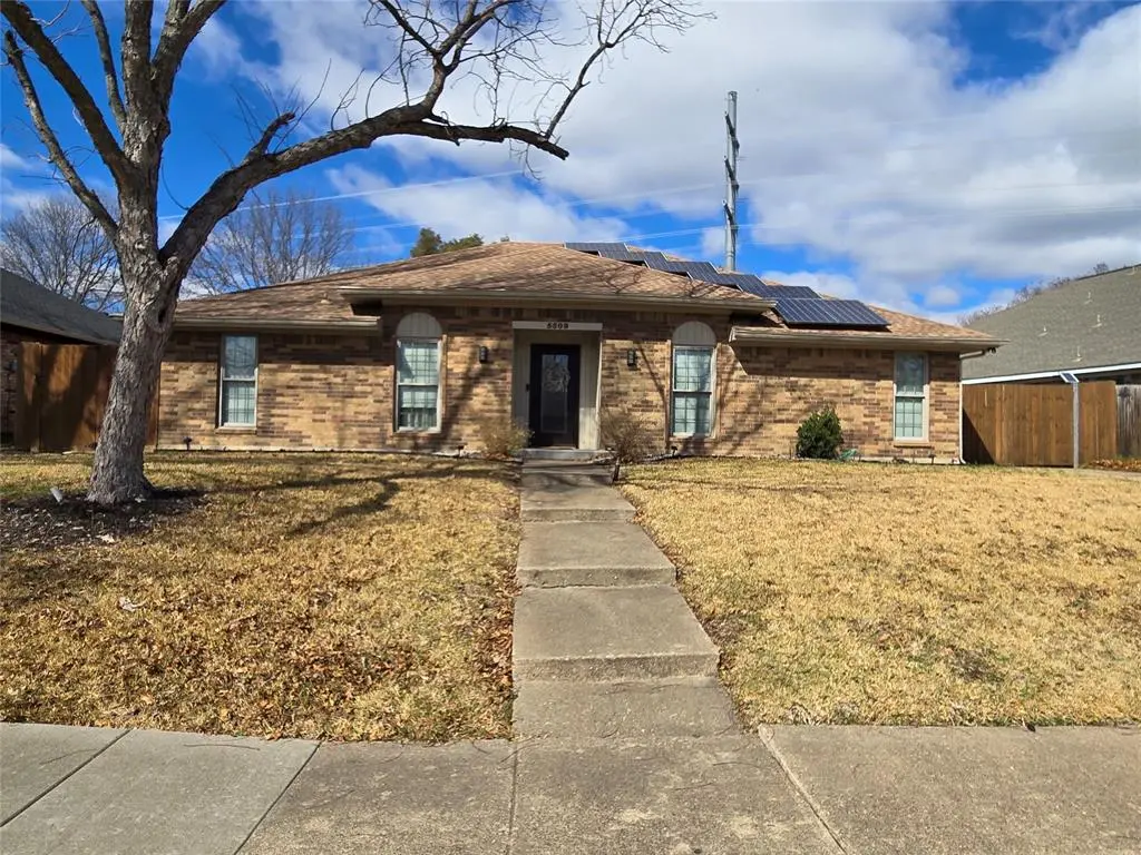 5509 Edgewater Circle, Rowlett, TX 75088