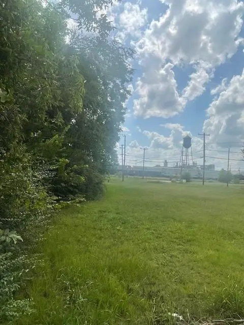 7905 Ivory Lane, Dallas, TX 75216