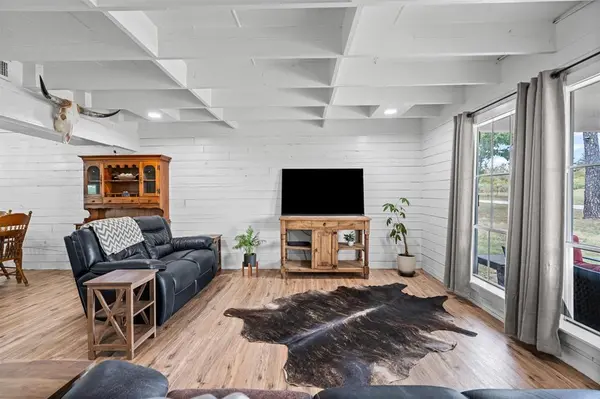 541 County Road 3420, Bridgeport, TX 76426