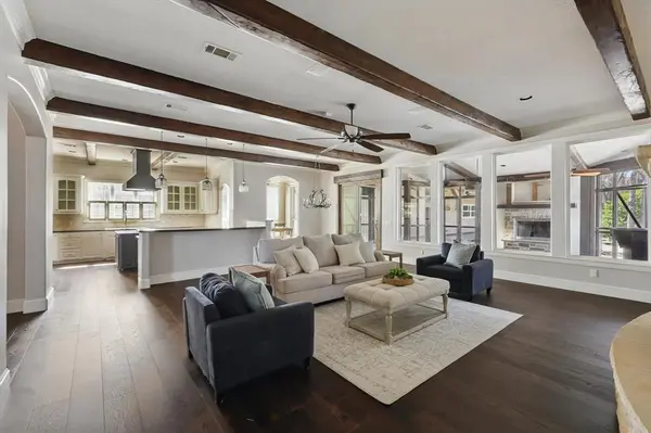 1014 Oak Tree Drive, Fort Worth, TX 76140