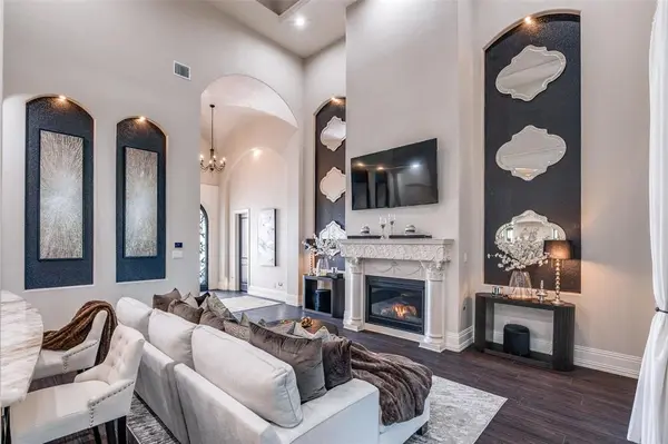 2621 Whispering Oaks Cove, Cedar Hill, TX 75104