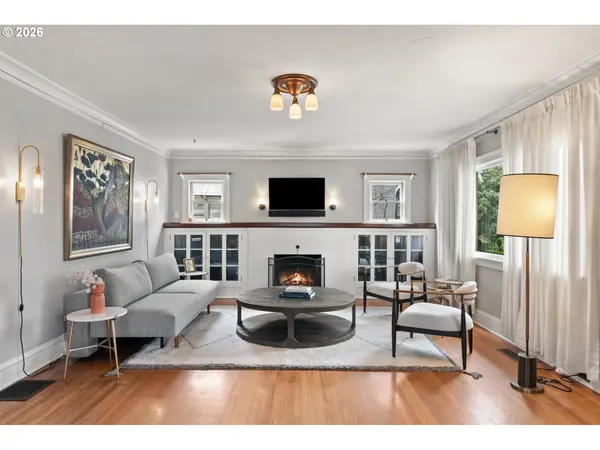 1806 N TERRY ST, Portland, OR 97217