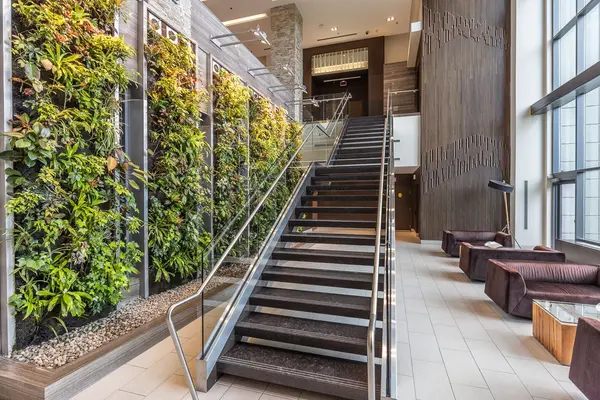 35 Brian Peck CRES #306, Toronto C11, ON M4G 0A5