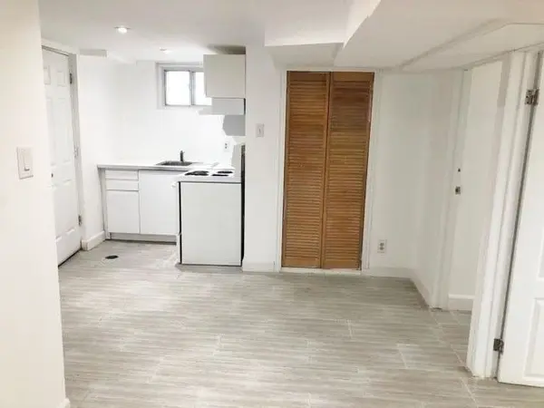 42 St Dunstan DR #Bsmt, Toronto E06, ON M1L 2V5