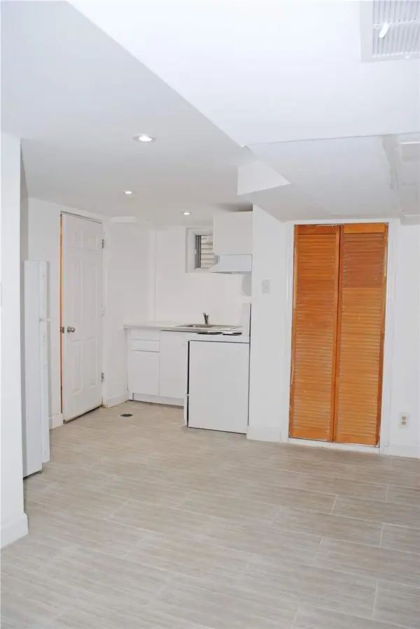 42 St Dunstan DR #Bsmt, Toronto E06, ON M1L 2V5