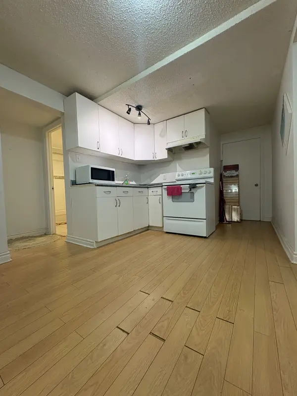 Bsmt 48 Marchwood CRES, Richmond Hill, ON L4C 8M4