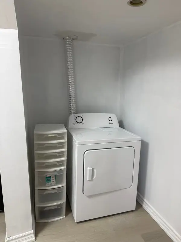 826 Winterton WAY, Mississauga, ON L5V 2A5