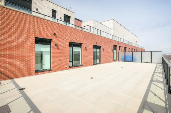 3100 Keele ST #1202, Toronto W05, ON M3M 0E1