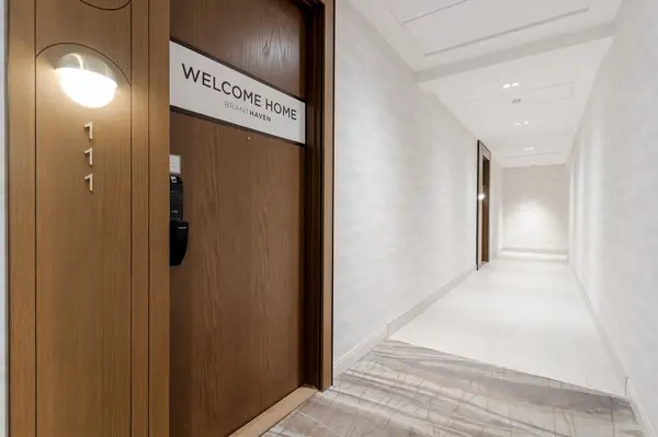 3240 William Coltson AVE #111, Oakville, ON L6H 8C8