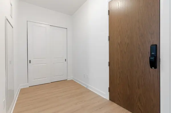 3240 William Coltson AVE #111, Oakville, ON L6H 8C8