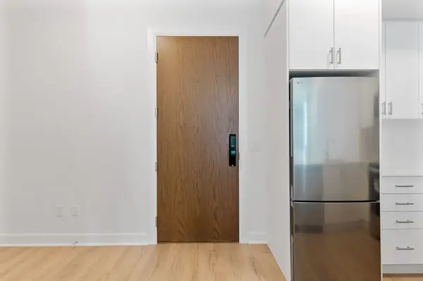 3240 William Coltson AVE #111, Oakville, ON L6H 8C8