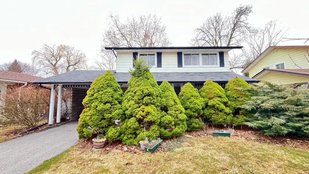 153 Simpson RD, Ajax, ON L1S 2V7