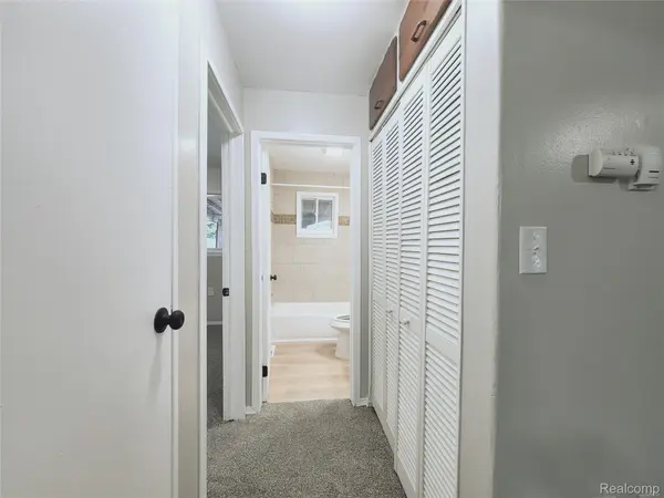 15334 Oldham ST, Taylor, MI 48180