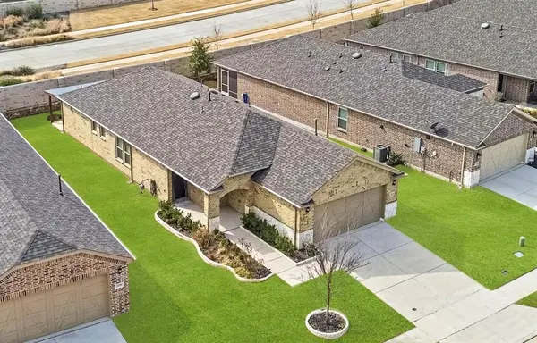 200 Sleepy Willow Lane, Mckinney, TX 75071