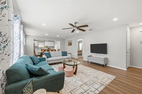 200 Sleepy Willow Lane, Mckinney, TX 75071