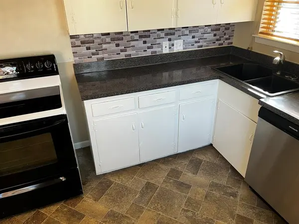 8907 Rustown Drive, Dallas, TX 75228