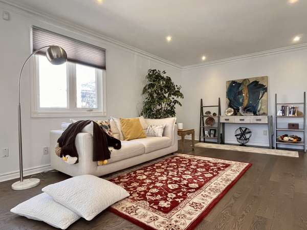 44 Canal ST, Georgina, ON L4P 1K5