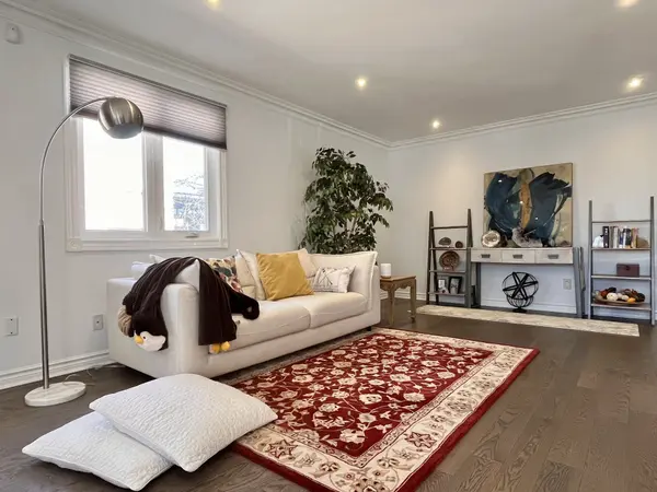 44 Canal ST, Georgina, ON L4P 1K5