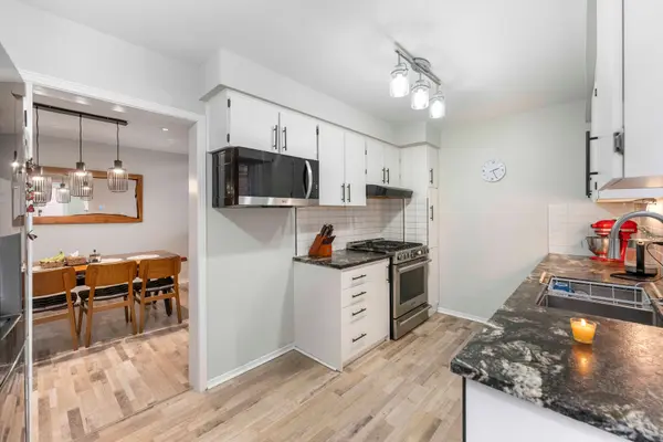 21 Garden AVE, Brampton, ON L6X 1M4