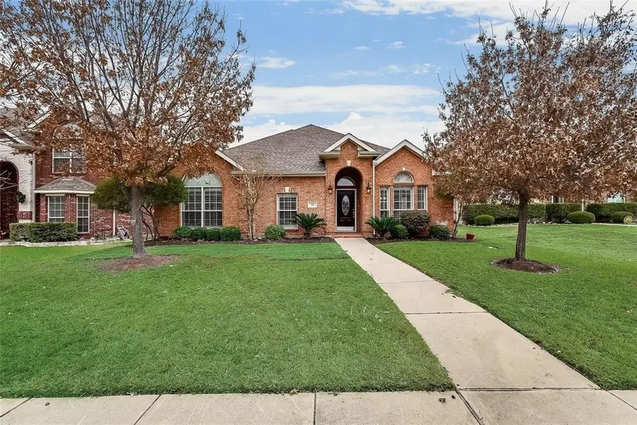 34 Painted Rock Court, Frisco, TX 75033