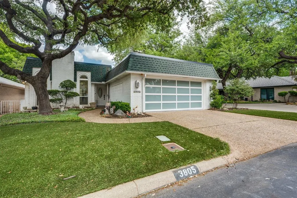 3805 Brookhaven Circle, Fort Worth, TX 76109