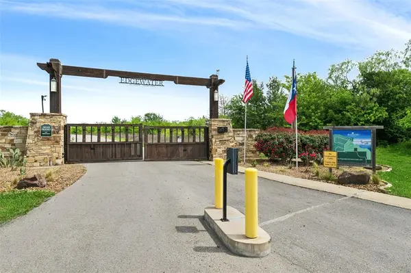 9433 W Shoreline Drive, Kemp, TX 75143