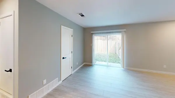 6038 Calloway Court, Fort Worth, TX 76114