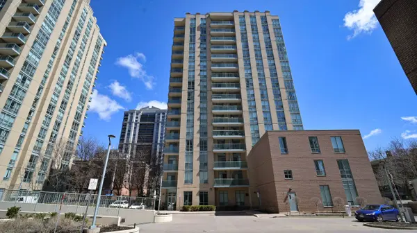 28 Olive AVE #215, Toronto C14, ON M2N 7E6