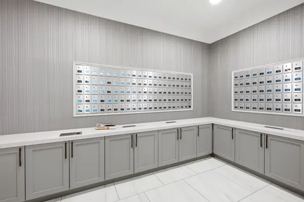 75 King ST E #1703, Mississauga, ON L5A 4G5